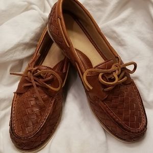 frye boat shoes womens